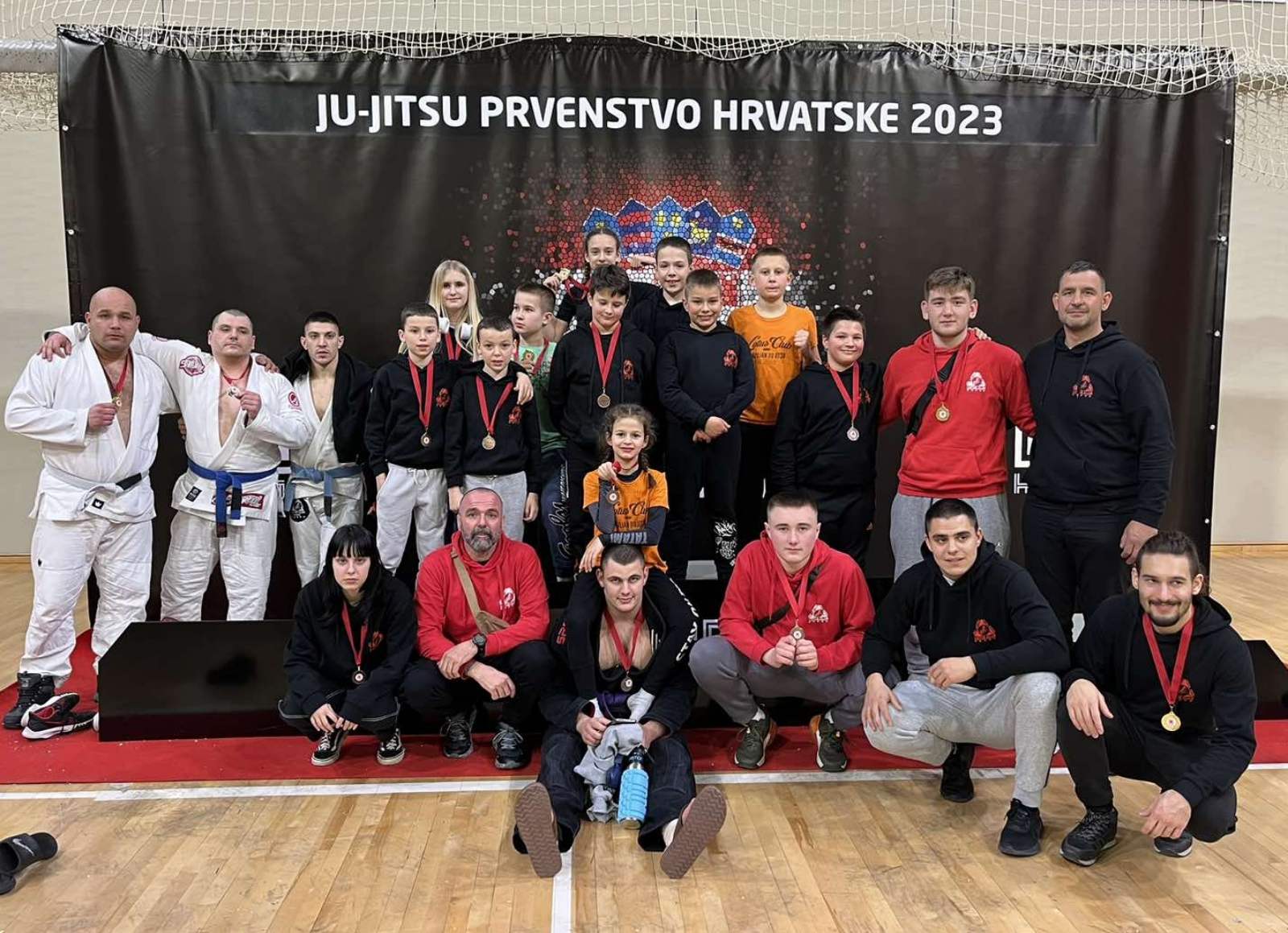 SJAJAN USPJEH ZA PULSKI KLUB Jiu-jitsu klub Lotus na državnom prvenstvu osvojio 14 medalja
